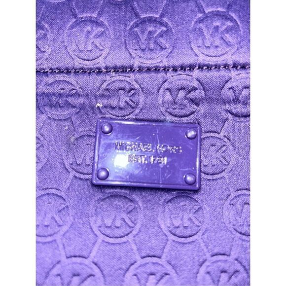 Michael Kors Signature Neoprene large purple tote - Picture 5 of 7